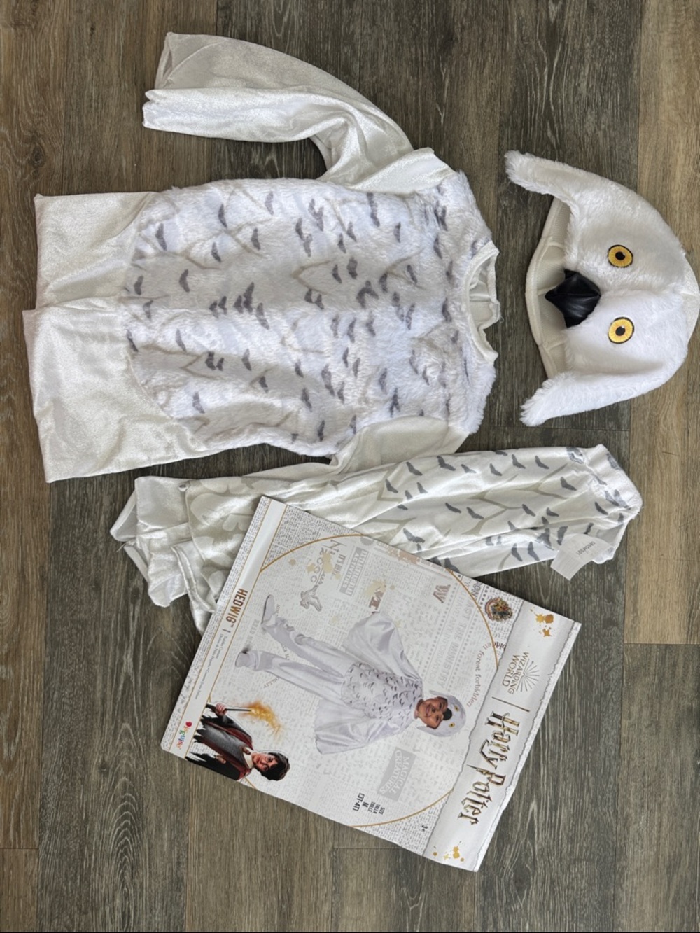 Pottery Barn Teen White Hedwig Owl Costume Outfit with Yellow Eyes